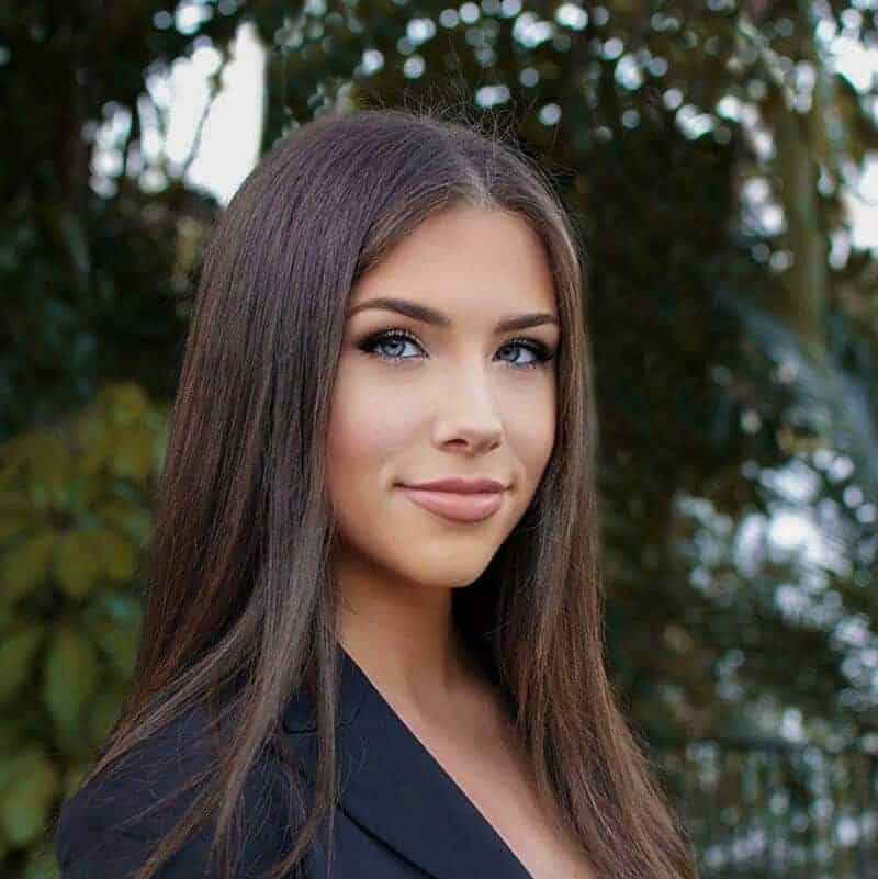 Ali Gurewicz Realty100 Real Estate Agent